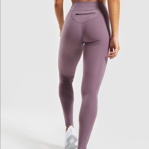 Gymshark pace running leggings.